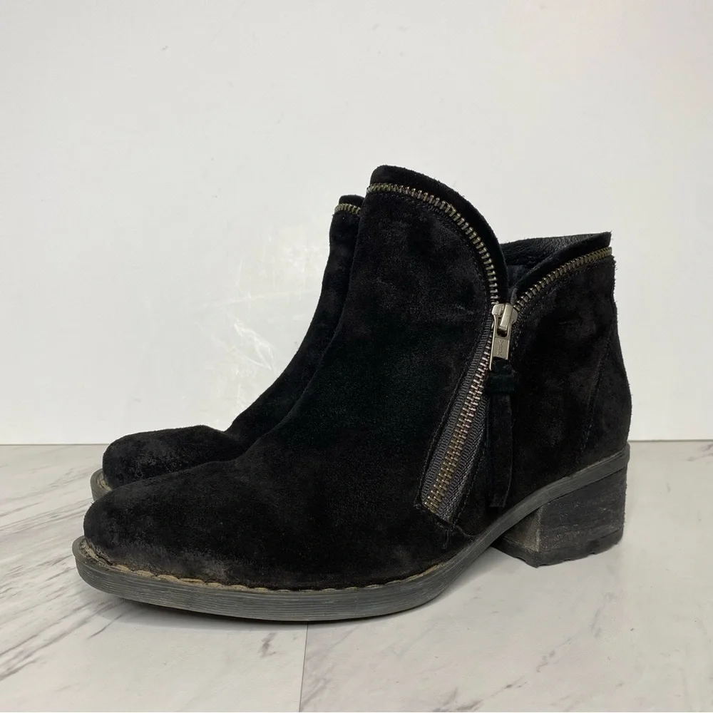 Born Montoro Black Suede Bootie 6